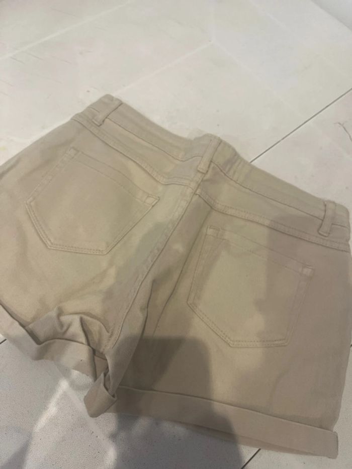 Short taille XS - photo numéro 4