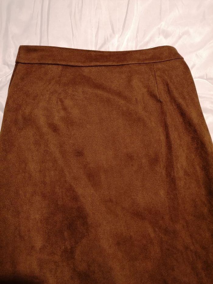 Jupe mi-longue marron 38 avec fente - photo numéro 3