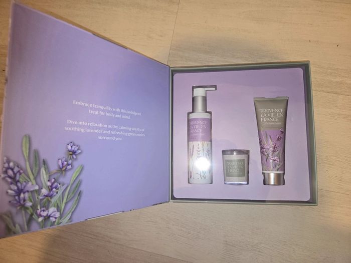 Coffret parfum lavande neuf