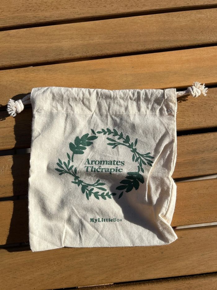 Pochette « aromate thérapie » neuve My Little box - photo numéro 2