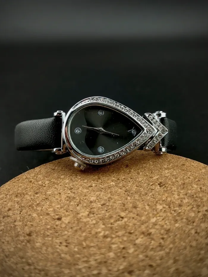 Montre originale noire, argentée, goutte d'eau - photo numéro 2
