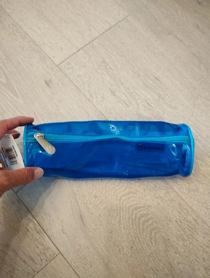 Trousse fourre tout exacompta neuve bleu transparent