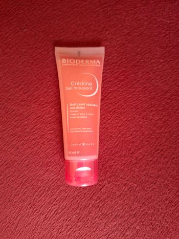 Crealine gel moussant Bioderma