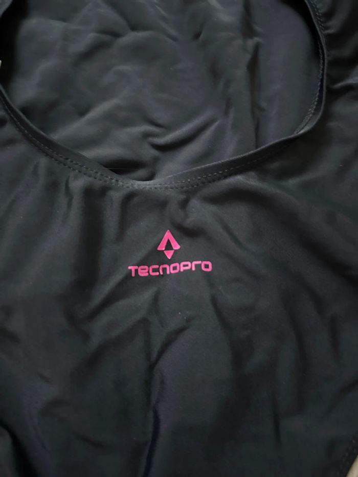Maillot de bain 1pce noir et rose 8ans TBE tecnopeo - photo numéro 4