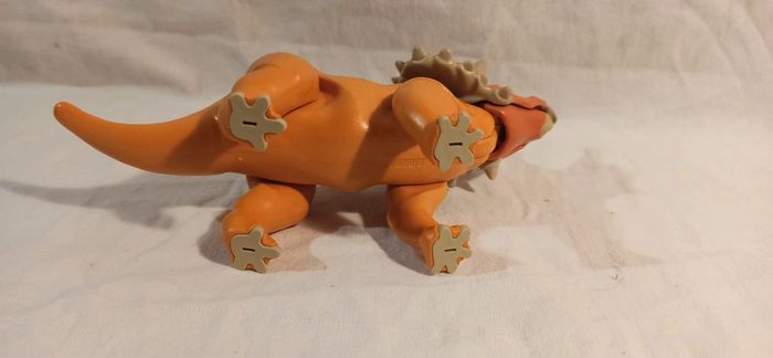 Dinosaure triceratops orange playmobil - photo numéro 12