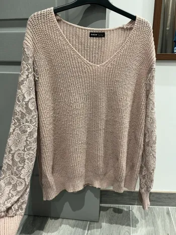 Pull manches transparentes