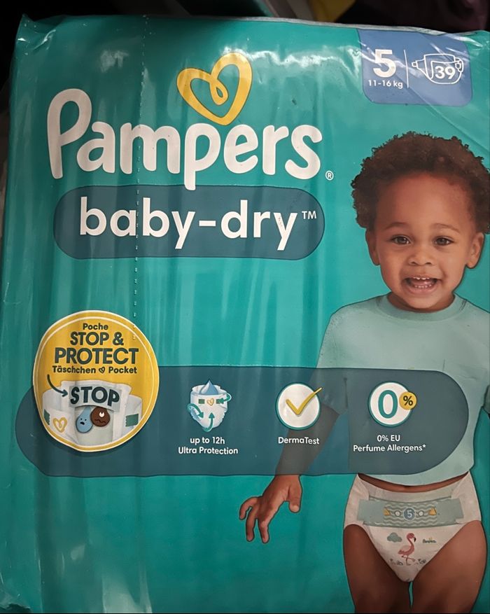 Pampers Baby-Dry T. 5