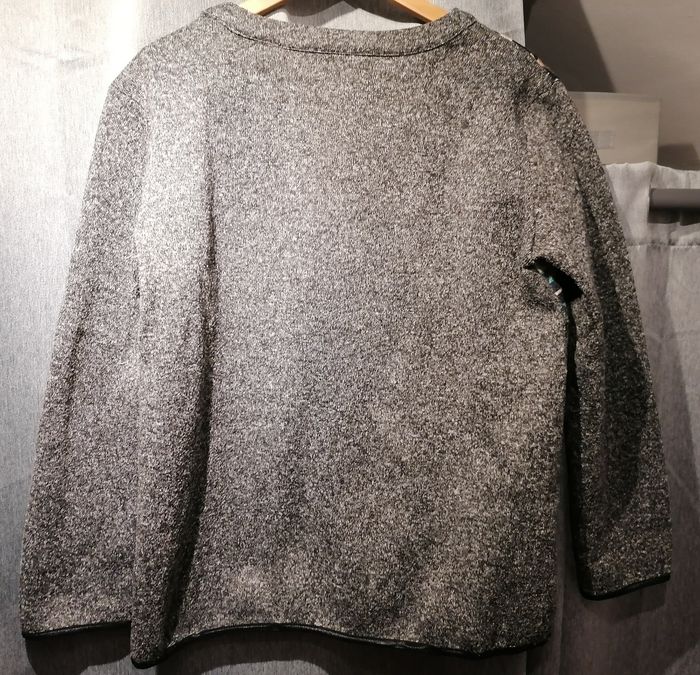 Pull / Sweat-shirt - photo numéro 3