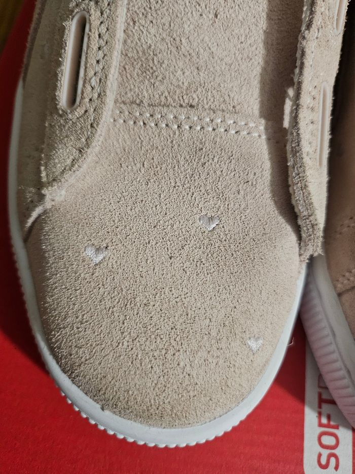 Belles baskets cœur - photo numéro 6