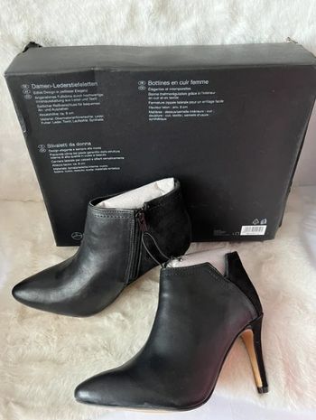 Bottines noires en cuir et daim talons 9 cm pointure 37