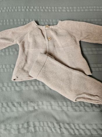 Ensemble 1 mois et 1 naissance