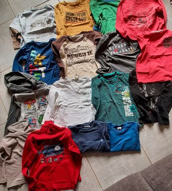 Lot de 16 tee shirt ml 4 ans