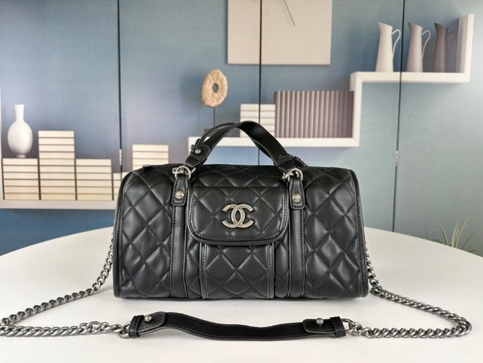 Chanel  vintage 8615