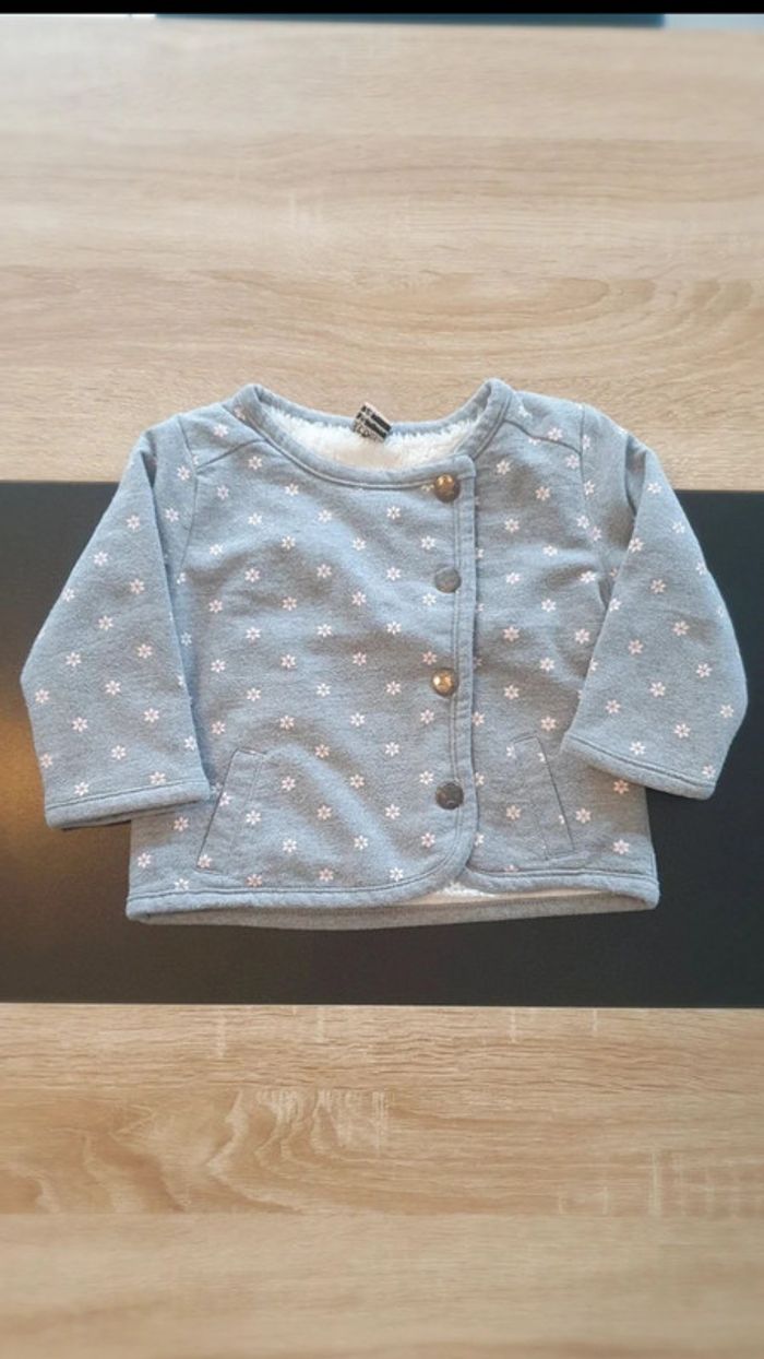 Lot de 2 gilets 12 mois - photo numéro 2