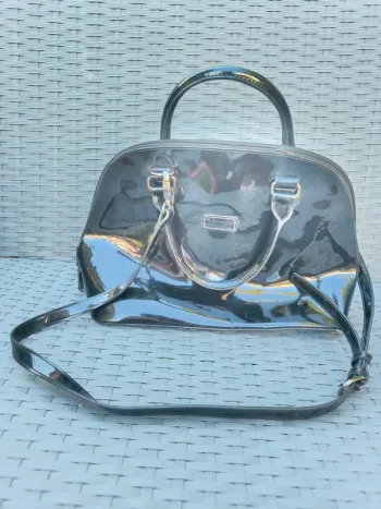 Sac à main avec bandoulière cuir venir Lipault Paris