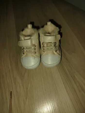 Chaussures 3/6mois