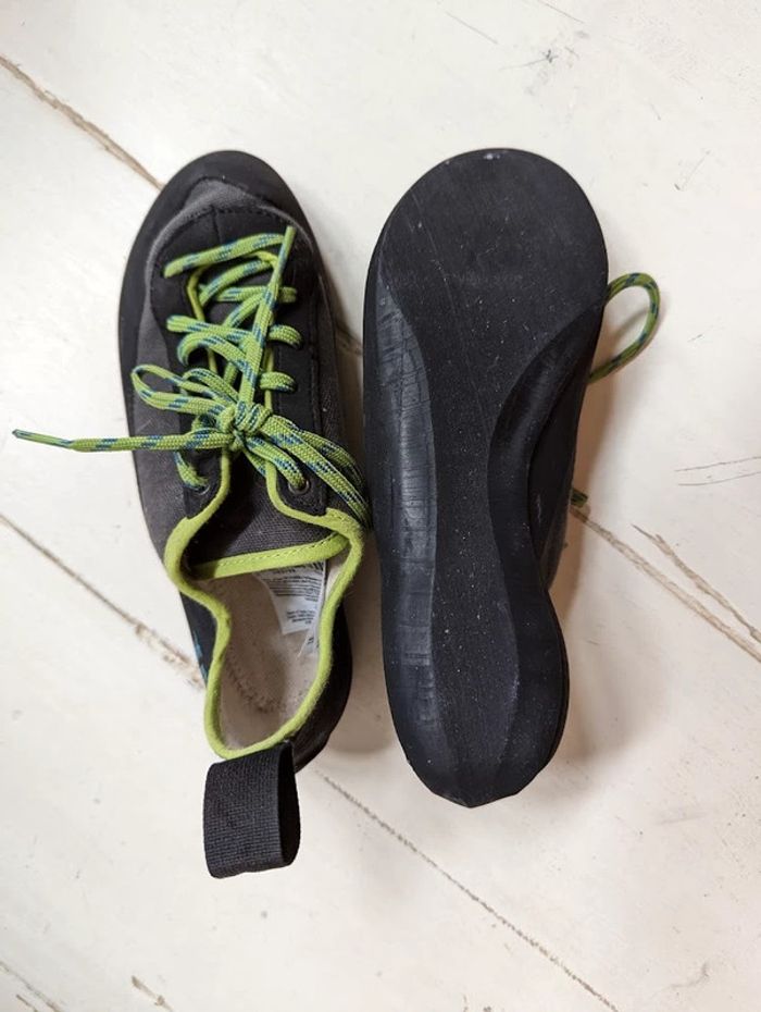 Chaussons d'escalade Decathlon taille 36 - photo numéro 2