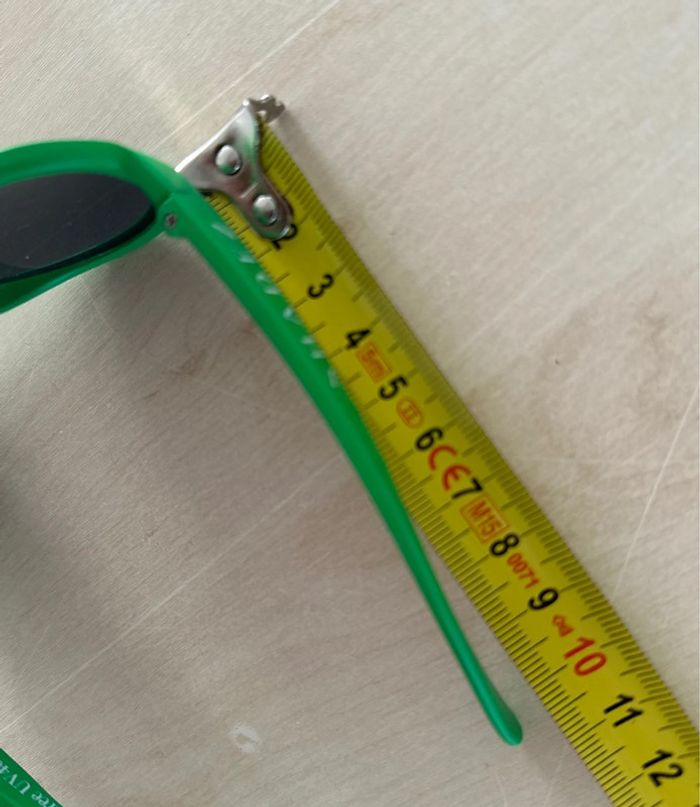 Lunette de soleil bébé verte - photo numéro 7