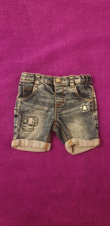 Short très bon état
