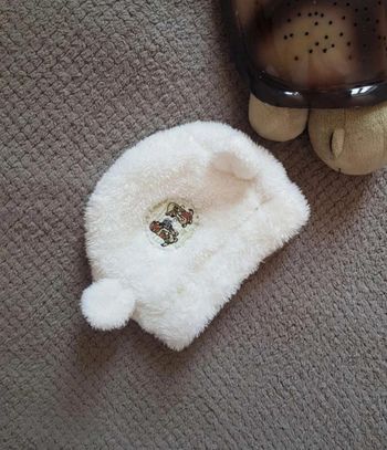 Bonnet Petits  coeurs à la montagne  18m