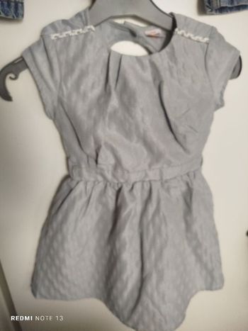 #kytie3ansfille. Robe manches courtes taille 3 ans