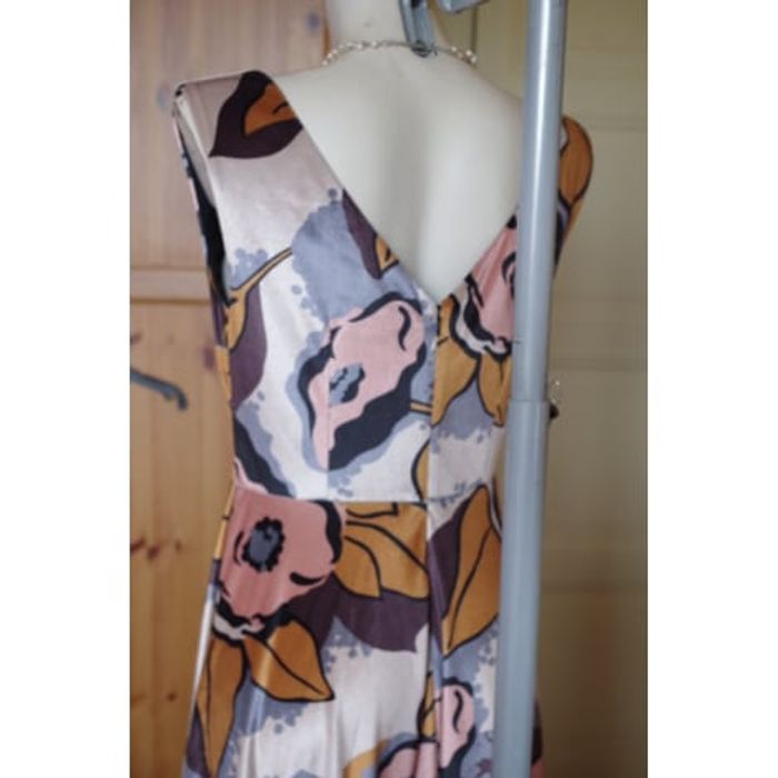 Robe velours lisse Rinascimento - Taille 40 - photo numéro 4