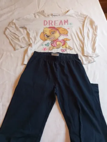 Pyjama paw patrowl de taille 8 ans