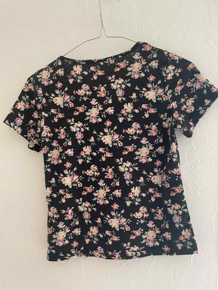t-shirt fleuri - photo numéro 4