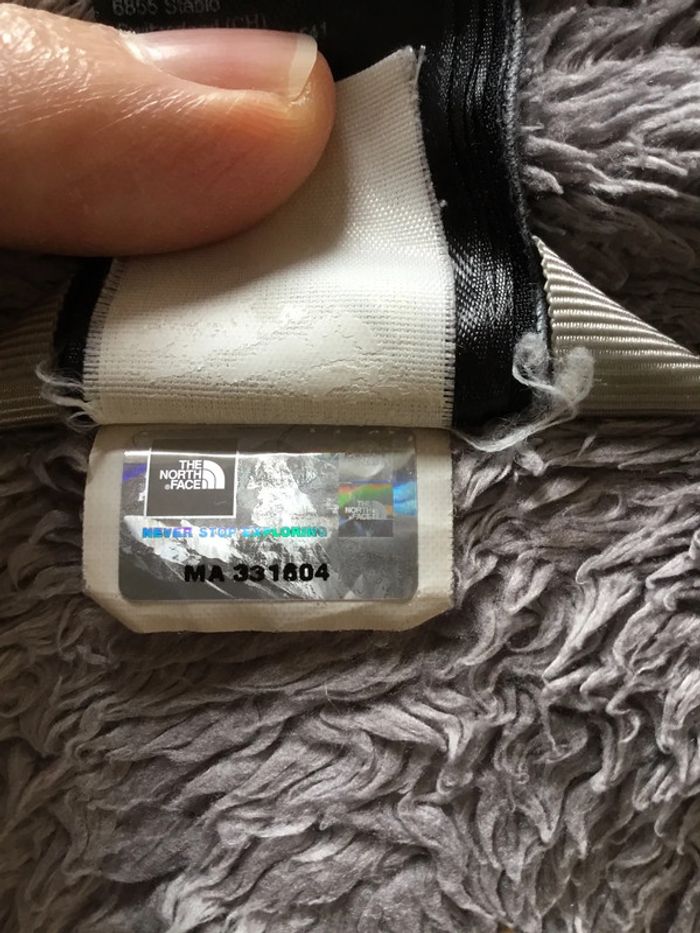 Veste polaire pour fille The North Face grise taille XL 18ans 067 - photo numéro 13