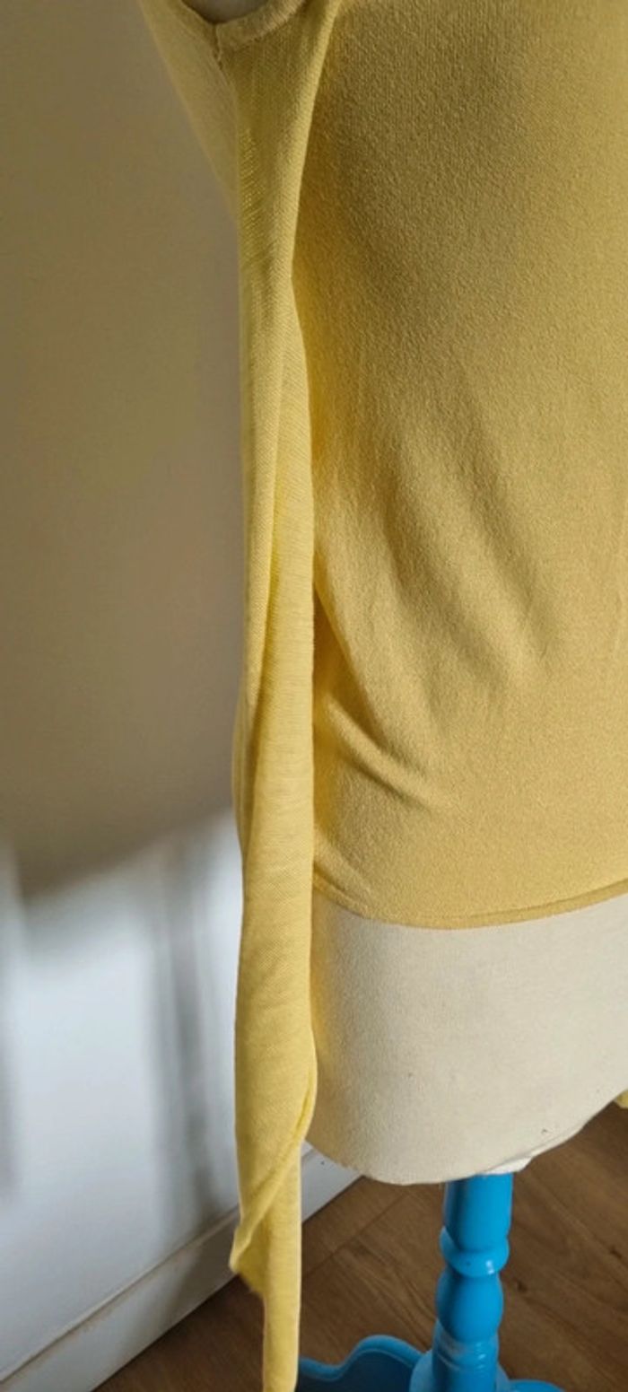 Débardeur jaune nouable au niveau du ventre - photo numéro 6