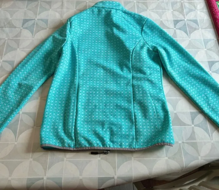 Gilet femme - Crivit - Neuf -Taille 42 / 44 - photo numéro 2