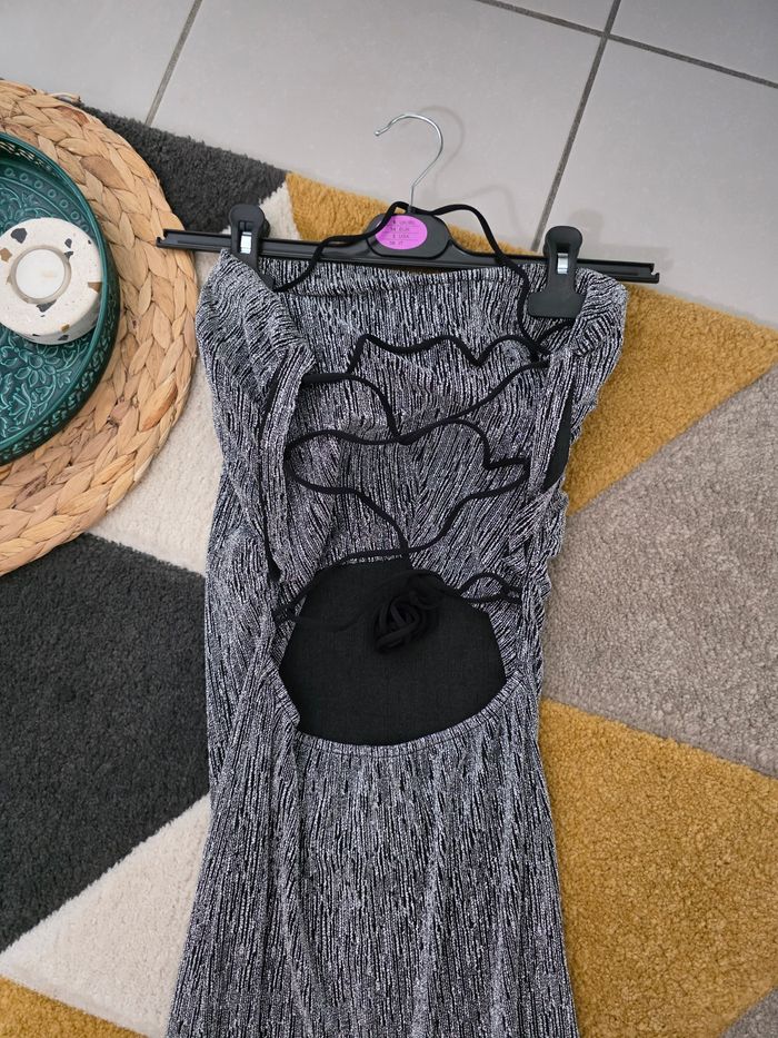 Jolie robe bustier longue argentée dos nu taille unique - photo numéro 6