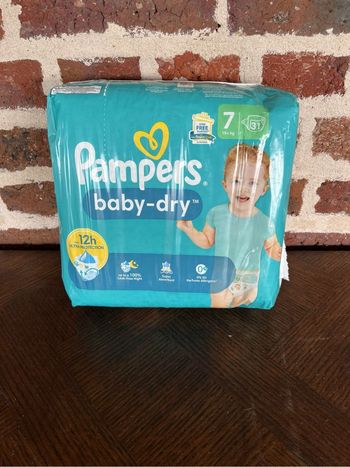 Pampers baby dry taille 7