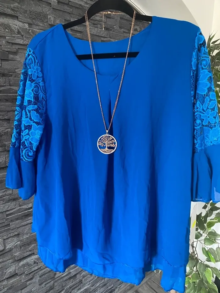 💙 Élégante Blouse Bleu Roi - Neuve avec Étiquettes MADE in ITALY 💙 - photo numéro 2