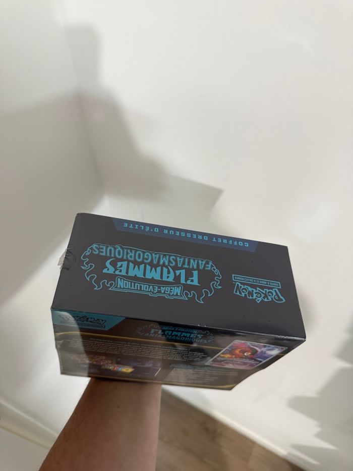 Pokémon etb flammes fantasmagorique scellé - photo numéro 2