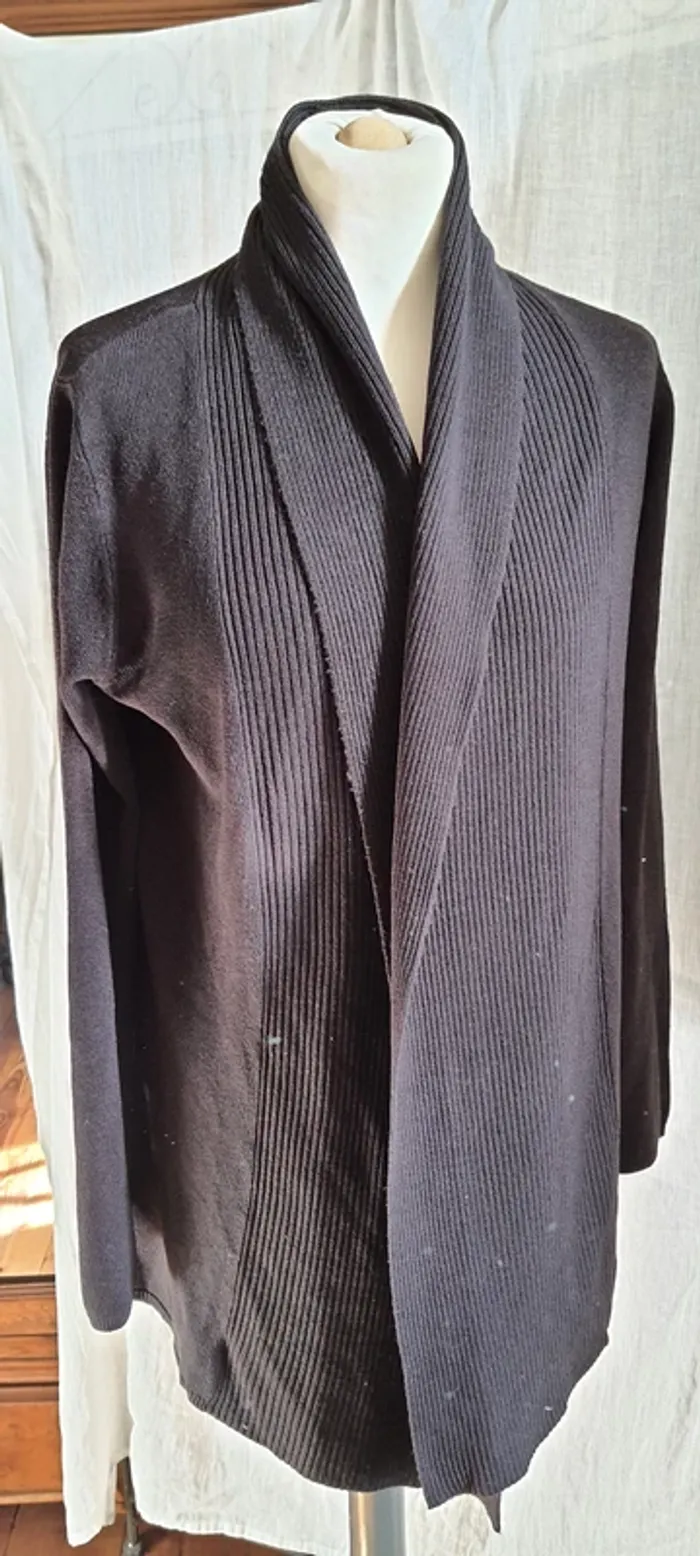 Gilet femme grand col marron foncé GEMO Taille M - photo numéro 2