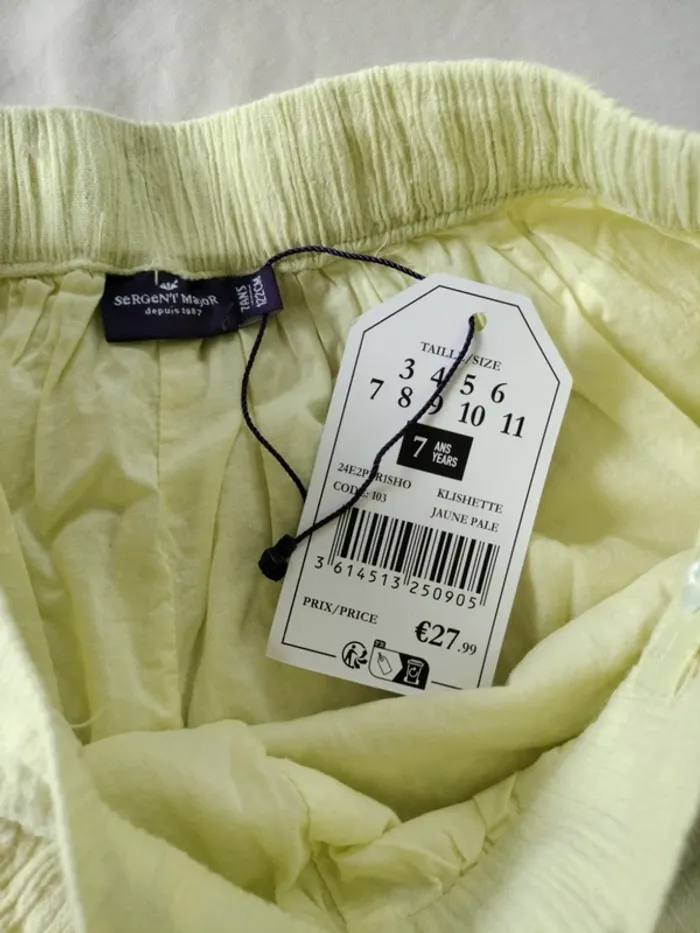 Short jaune brodé "La baie des anges" 7 ans - photo numéro 4