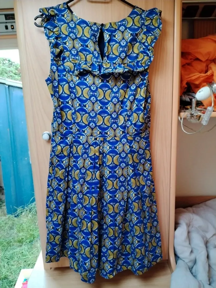 Robe Naf Naf - photo numéro 2
