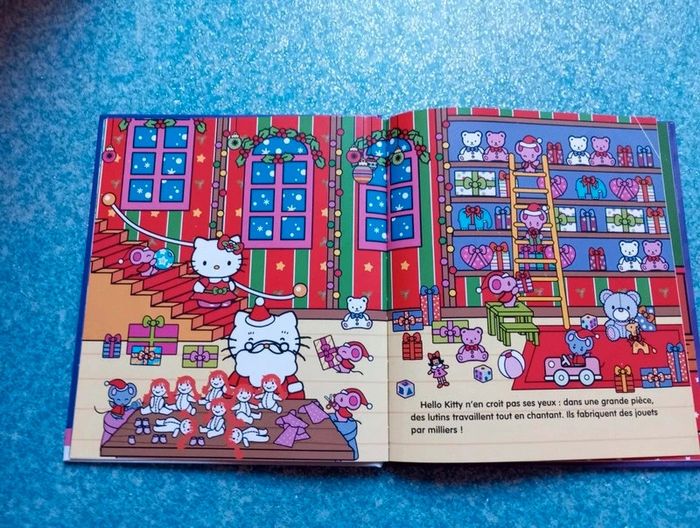 Hello Kitty Noël - photo numéro 2