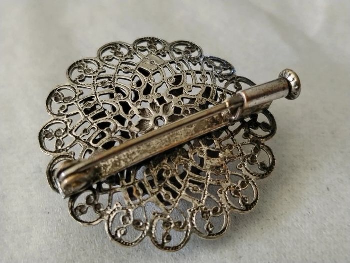 Très ancienne broche argentée. - photo numéro 7