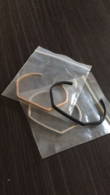 3 bracelets neufs ultra tendance