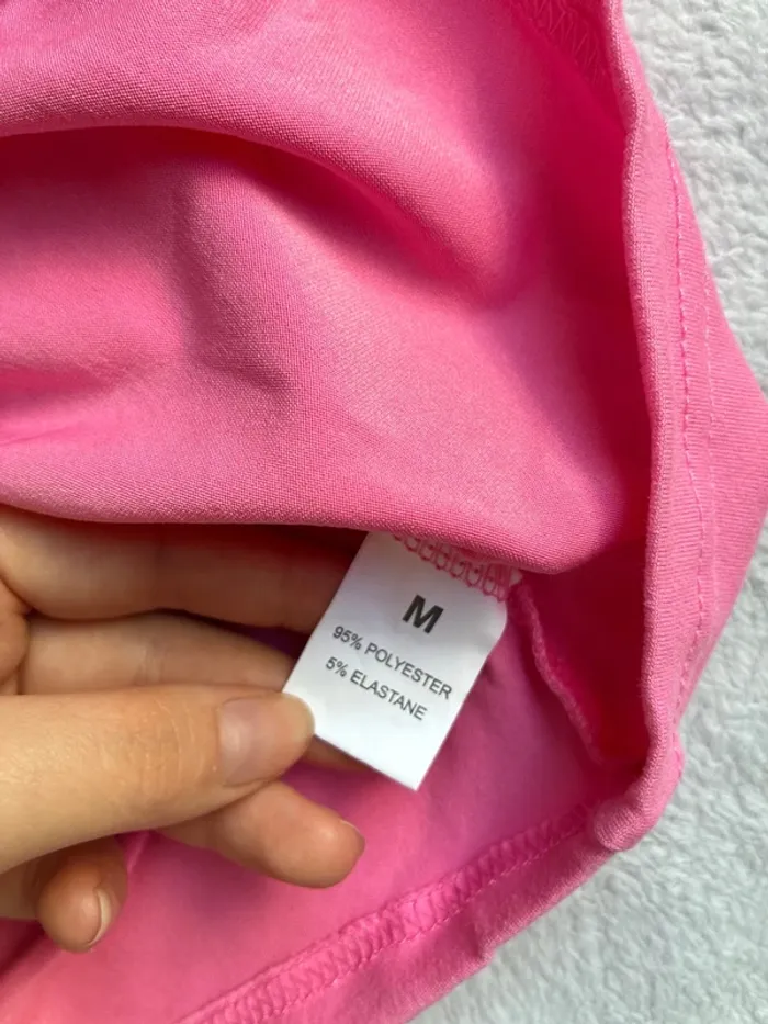 Top rose en très bonne état - photo numéro 4