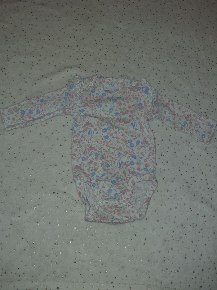 Lot de 3 bodys naissance - photo numéro 4