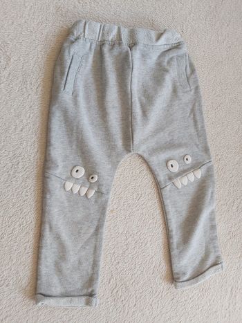 Pantalon type jogging