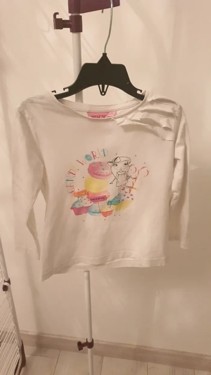 Tee-shirt candy world