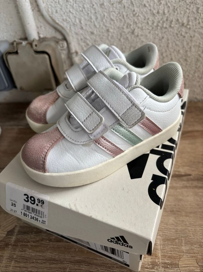 Baskets adidas
