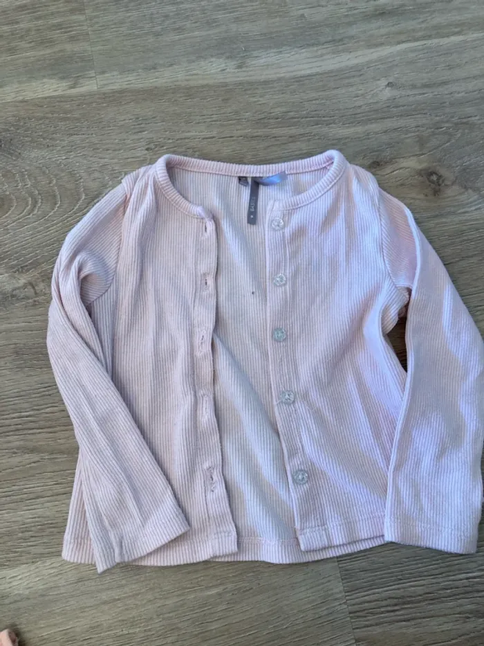 Gros lot vêtements 18 mois - photo numéro 12