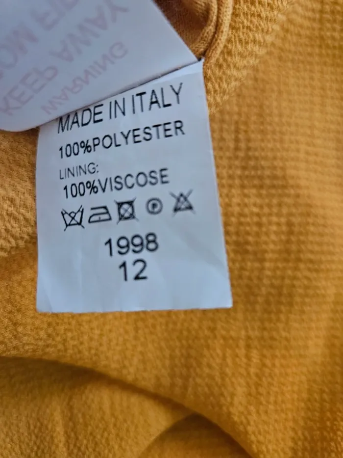 Robe moutarde avec broderie Boohoo Taille 40 Neuve - photo numéro 6