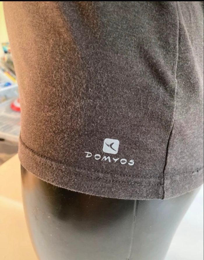 T-shirt sport manches courtes TRÈS BON ÉTAT pour femme taille 40 couleur noir - photo numéro 6