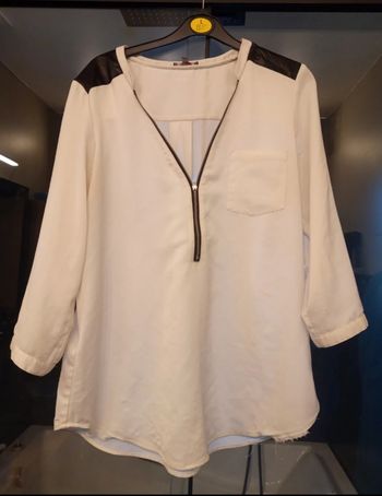 Haut GDM blanc et noir avec fermeture